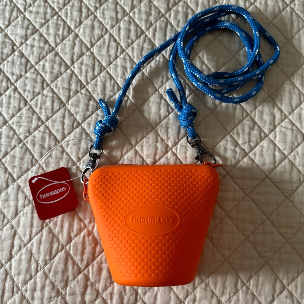 Havaianas Mini Crossbody Bucket Bag-Orange